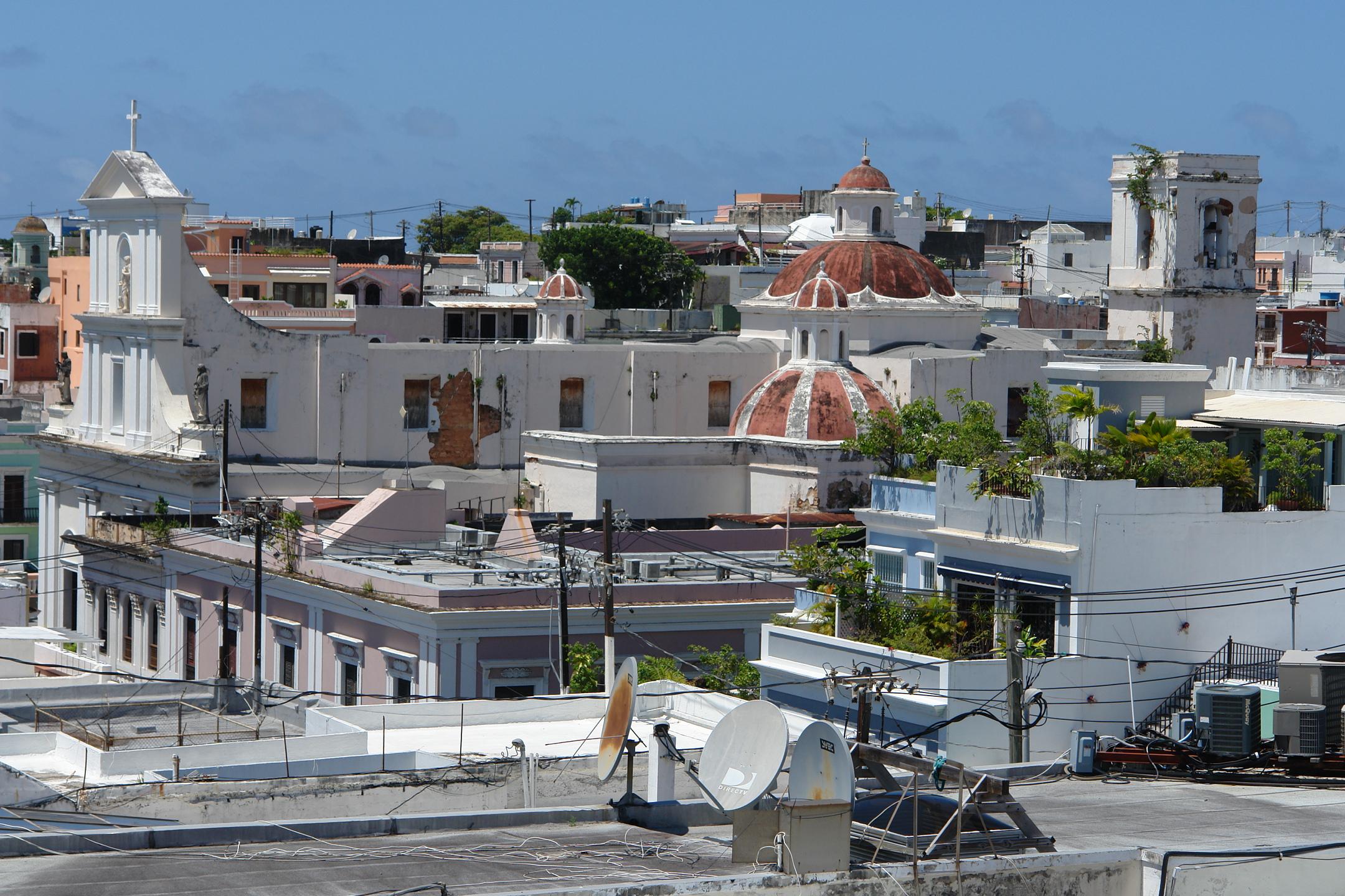 Calle de la Fortaleza 56 - Antigua Real Audiencia - Conservatorio De Artes Del Caribe - San Juan (Viejo San Juan) - 2011 00073